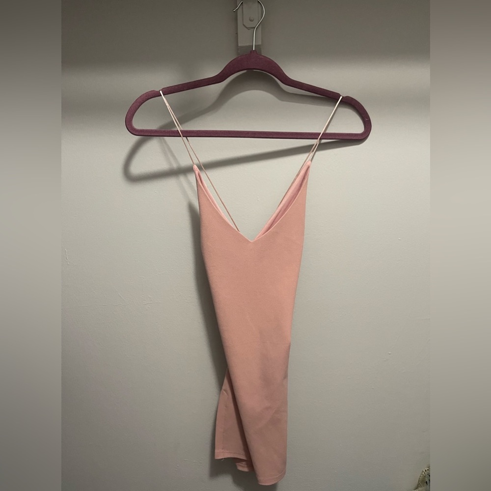 Crossback pink body on dress